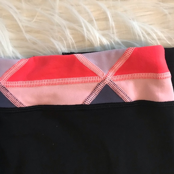 Girls ivivva capri - Picture 4 of 5